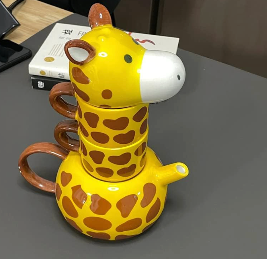 Stackable Giraffe Tea Set