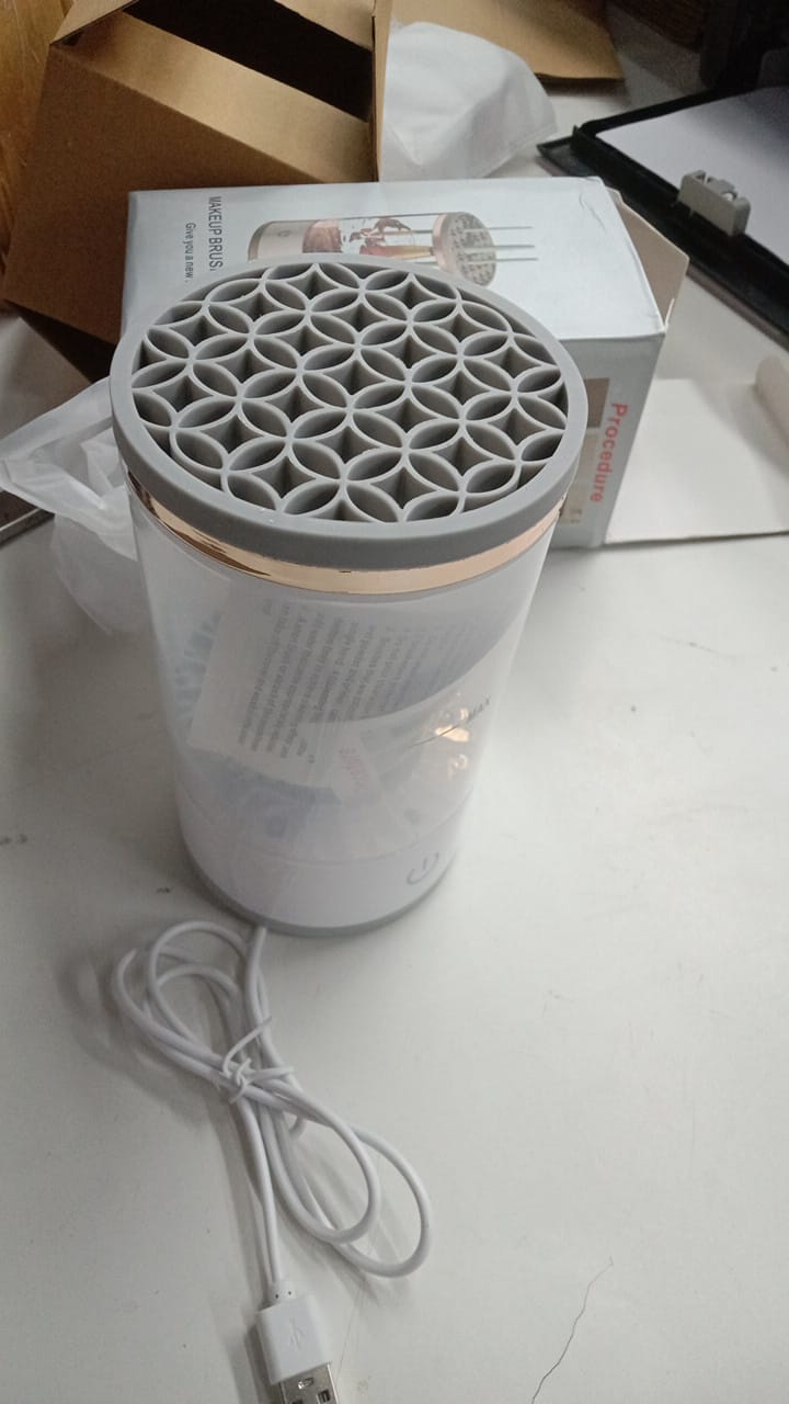 2 In 1 Makeup Brush Cleaner Machine